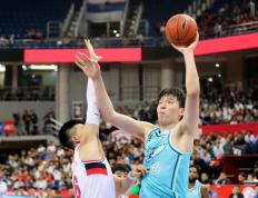 乐鱼-关于篮球联赛精彩瞬间：比分胶着场面激烈的信息