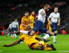 乐鱼官网-精彩足球瞬间：球队配合默契获好成绩的简单介绍