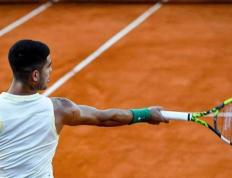 乐鱼-包含澳大利亚网球队险胜西班牙网球队，瓦林卡关键制胜的词条