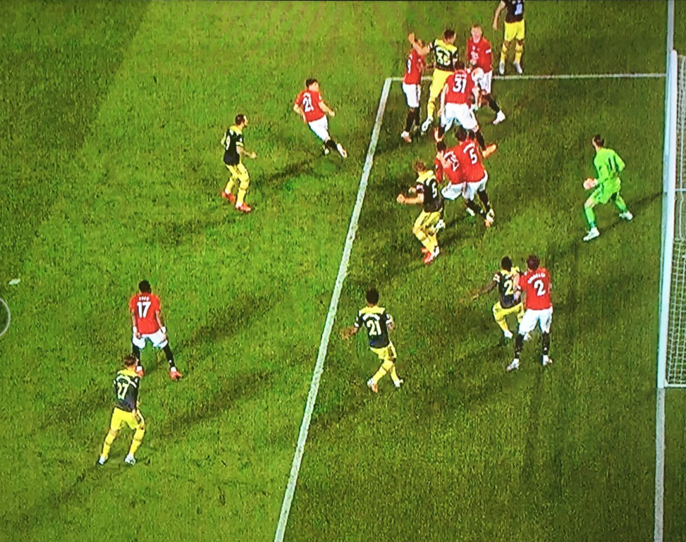 乐鱼app-南安普顿后防线遇难题，球队调整迫在眉睫的简单介绍