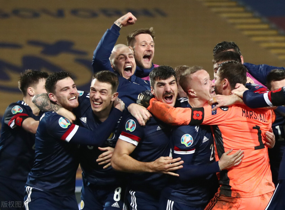 乐鱼-包含捷克闪耀赛场:欧洲杯预选赛淘汰赛比分领先的词条