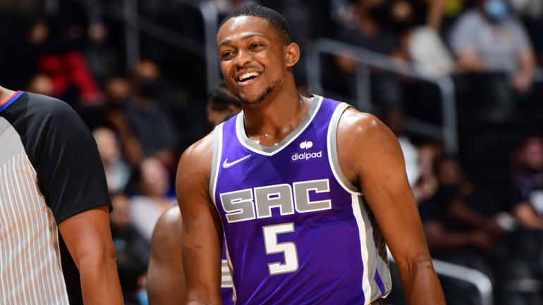 乐鱼 vip 注册-包含意大利男篮横扫国王,汉密尔顿送出助攻的词条